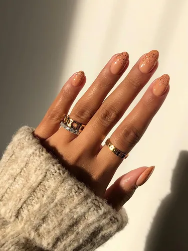 Miniatura 7 de ella+mila Profesional, de Secado Rápido, Esmalte de Uñas Oro de Larga Duración y Resistente a las Astillas (Drippin' Gold - 0.45 fl oz)
