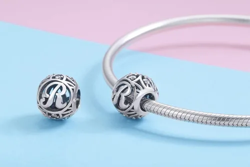 Miniatura 4 de RUKYF Dijes de letras de plata de ley 925 con inicial de la A a la Z para pulseras collares cuentas del alfabeto de circonita cúbica regalos