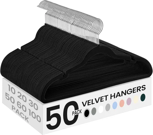 SONGMICS UCRF029B05 - Paquete de 50 ganchos de terciopelo antideslizantes para trajes con muescas para el hombro, barra para pantalones, gancho