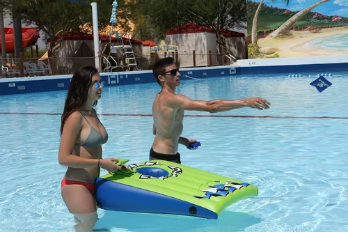 Miniatura 3 de Airhead Lob the Blob - Juego inflable para piscina o cornhole de 37 pulgadas x 26 pulgadas.
