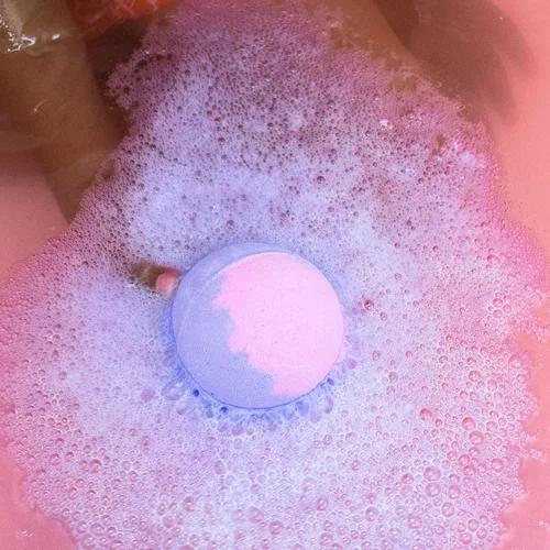Miniatura 4 de Musee Juego de bombas de baño Rainbow Bombas de baño relajantes de aromaterapia Set de regalo para mujeres Contiene 5 bombas de baño orgánicas