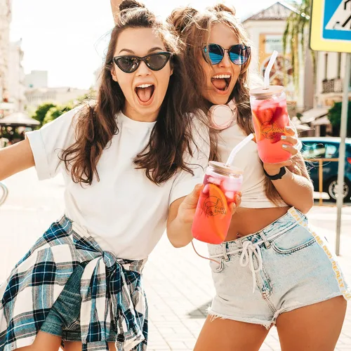 Miniatura 9 de KIWI & MOA Vasos para beber de 18 onzas de capacidad, con tapas de bambú y pajitas de vidrio, juego de 4, para bebidas mixtas, cócteles, cerveza