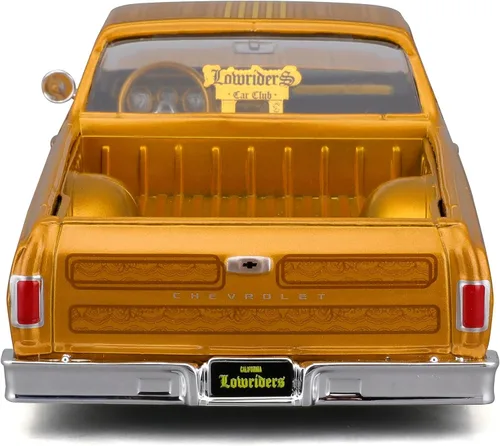 Miniatura 3 de 1965 Chevrolet El Camino Lowrider Gold Metallic con gráficos Lowriders Series 1/25 Modelo de coche fundido a troquel por Maisto
