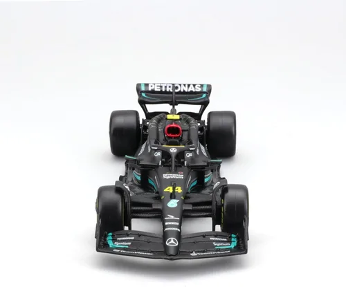 Miniatura 2 de Bburago B18-38180H 1:43 F1 MB W14 2023 Hamilton en dispensador, varios diseños