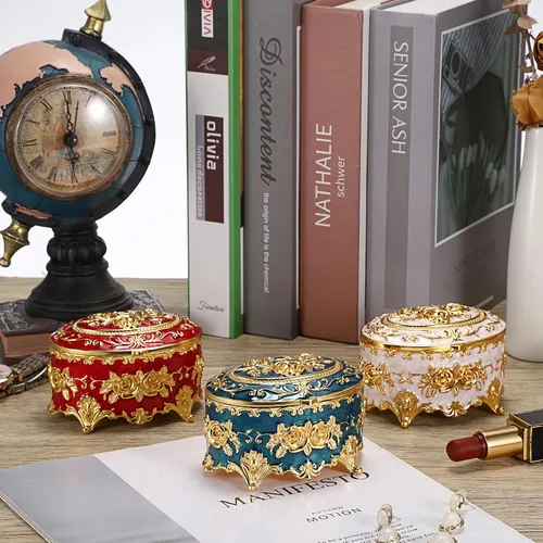 Miniatura 5 de Hipiwe Joyero de metal vintage, organizador ovalado con diseño de rosas, caja de almacenamiento para anillos, aretes, collar, regalo para mujeres