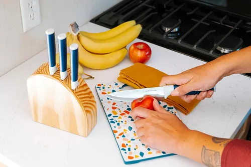 Miniatura 4 de Dura Living Juego de cuchillos de cocina de 5 piezas, cuchillas de acero inoxidable de alto carbono con asas ergonómicas, incluye chef, Santoku