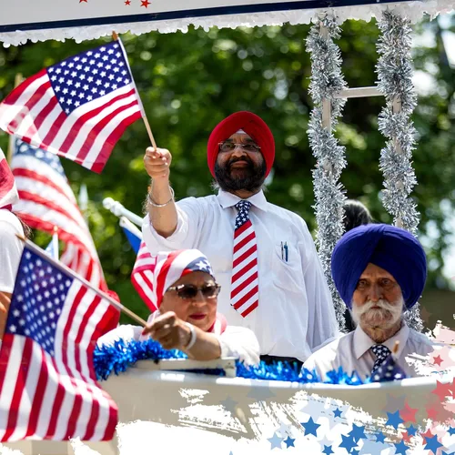 Miniatura 4 de Shimeyao 450 banderas americanas pequeñas en palo de 8 x 12 pulgadas, mini banderas de Estados Unidos de madera a granel para 250 aniversario