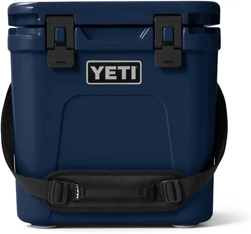 Miniatura 17 de YETI Roadie 24 2.0 - Enfriador duro con correa de hombro DoubleDuty y tapón de drenaje Carbón