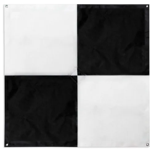 Miniatura 21 de Sky High Bull's-Eye Punto de control de tierra degradable para drones (24 x 24 pulgadas) GCP con 30 grapas (tablero de ajedrez negro/blanco)