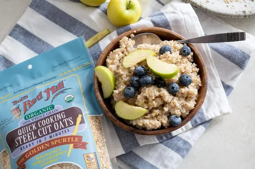 Miniatura 9 de Bob's Red Mill Avena orgánica cortada de acero de cocción rápida, 22 onzas (paquete de 4), orgánica, sin OMG, grano entero, vegano, kosher