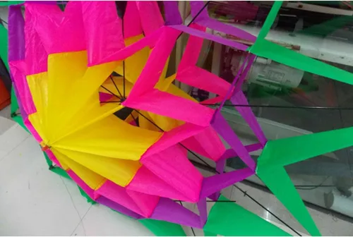 Miniatura 4 de SM SunniMix Cometa tridimensional 3D hermosa flor color cometa hecha a mano mosca para los muchachos