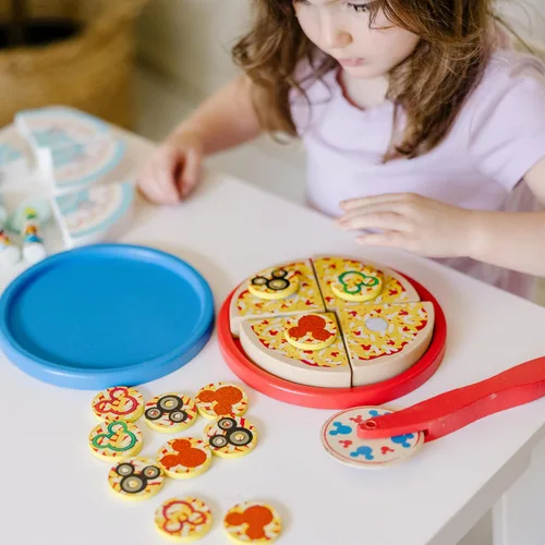 Miniatura 2 de Melissa & Doug Mickey Mouse - Juego de pizza de madera y pastel de cumpleaños (32 piezas) - Play Food