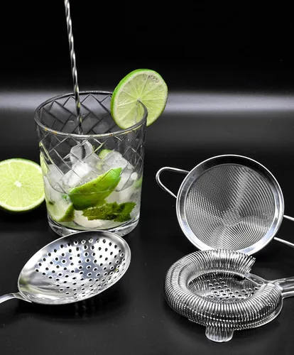 Miniatura 8 de Juego de coladores de cóctel de acero inoxidable con cuchara para remover - Colador Hawthorne, Julep y colador de malla fina para bebidas