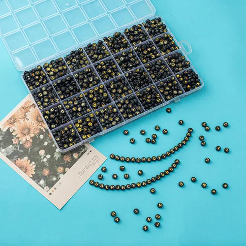 Miniatura 8 de 1400 piezas de cuentas de letras, cuentas de alfabeto acrílico de 4x7 mm, cuentas para hacer joyas y pulseras, en caja de 28 rejillas (Negro y Oro)