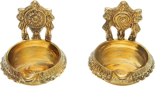 Set of 2 Diya Deepak Pooja Diya Item Religious Brass Oil Lamp for Indian Traditional Pooja Decoration Aarti Diyas Lighting Accessories Gift Items