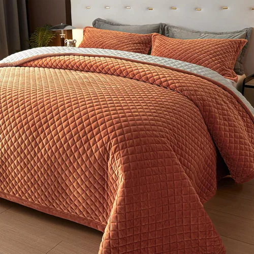 Miniatura 11 de tohrisa Juego de edredón de terciopelo tamaño King, ropa de cama ultrasuave de 3 piezas con 2 fundas de almohada, colcha reversible ligera