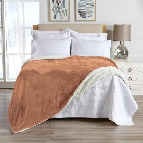 Miniatura 10 de Great Bay Home Manta de felpa de terciopelo y forro polar sherpa, manta gruesa para silla, sofá o cama. Manta cálida, reversible y suave. Colección