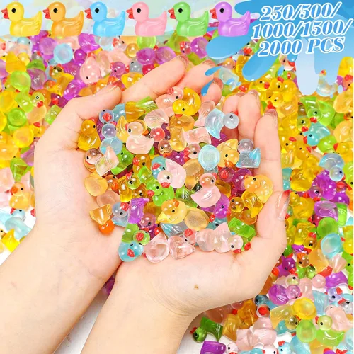 Miniatura 3 de Barydat 125 piezas de mini pato de resina de Navidad que brilla en la oscuridad, pequeño pato luminou, a granel para ocultar bromas, idea