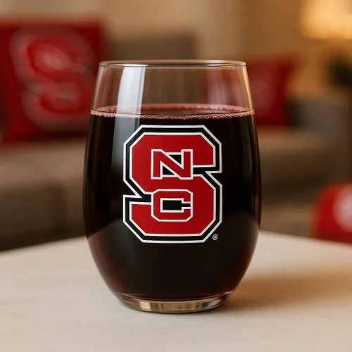 Miniatura 2 de NC State Wolfpack - Copa de vino sin tallo de 15 onzas con licencia