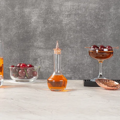 Miniatura 7 de Restaurantware Bar Lux - Botella amarga de 3.5 onzas, 1 vaso amargo de grado profesional, con tapa Dasher chapada en cobre para cócteles o postres