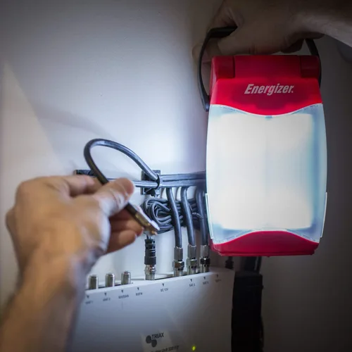 Miniatura 11 de Energizer Linterna LED plegable para campamento, IPX4, resistente al agua, para campamento, pesca, al aire libre, corte de energía, luces compactas