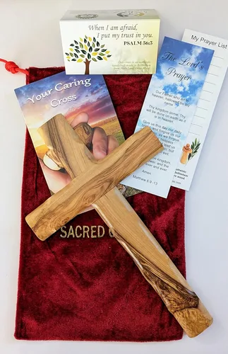 My Caring Cross Cruces de pared de madera de olivo desde Tierra Santa (10 pulgadas, cruz de pared católica)