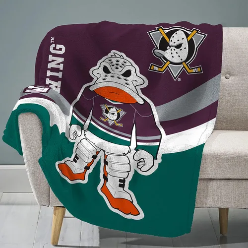 Miniatura 32 de Sleep Squad Anaheim Ducks Wild Wing Mascot - Manta de felpa Raschel de 60 x 80 pulgadas, una manta de mascota de la NHL