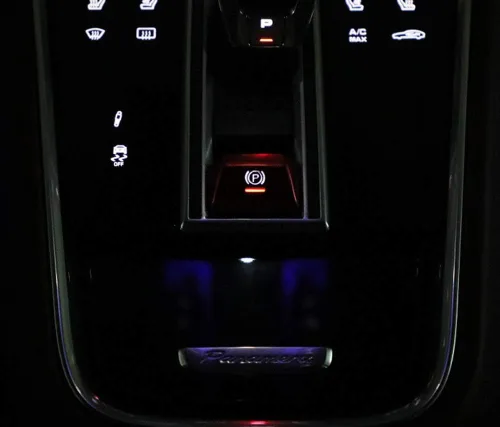 Miniatura 7 de iJDMTOY Cubierta decorativa de botón de liberación de freno de mano de aluminio rojo deportivo compatible con Porsche 2017 en adelante Panamera