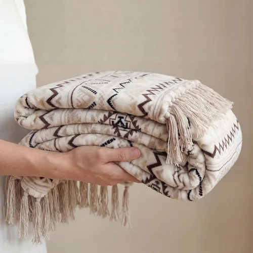 Miniatura 4 de CASAAGUSTO Manta Boho - Mantas Decorativas Beige y Gris con Borla, Manta Bohemia de Franela Estampada para Silla, Cama, Sofá, Sillón
