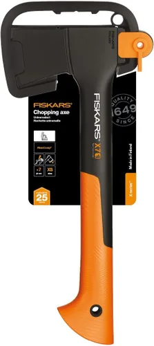 Miniatura 8 de Hacha de cortar Fiskars XS X7, incluye estuche de almacenamiento y transporte, longitud: 35.5 cm, revestimiento antiadherente, hoja de acero de alta