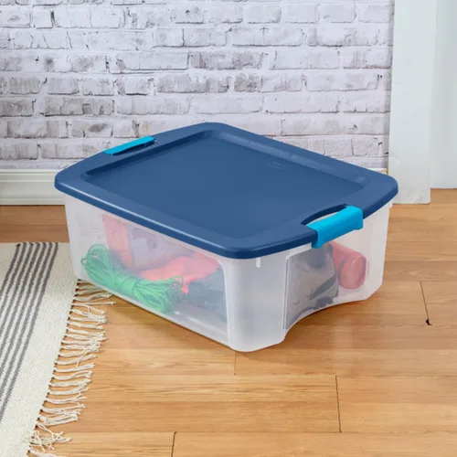 Miniatura 8 de Sterilite Paquete de 12 contenedores de almacenamiento de plástico transparente con tapas de pestillo y asas de agarre completo, 12 galones