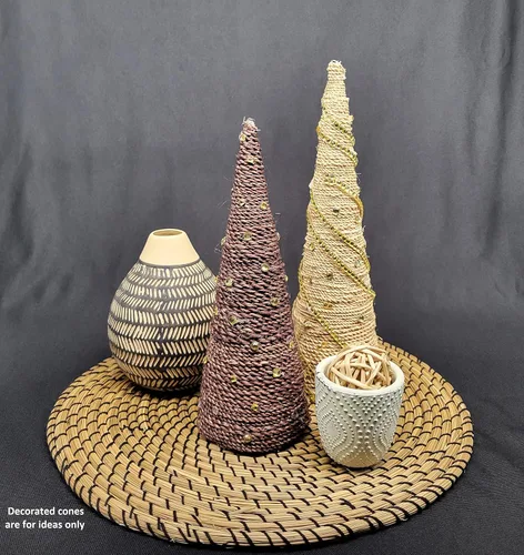 Miniatura 8 de Paper Mache Cone - Juego variado de 4 unidades de 17.87 x 5, 13.75 x 5, 10.63 x 4, 7 x 3 pulgadas.