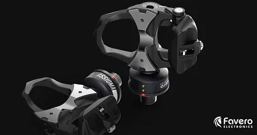 Miniatura 2 de Favero Assioma DUO - Pedales medidores impermeables de doble cara mejorados con tacos adicionales con paño de limpieza HogoR + destornillador