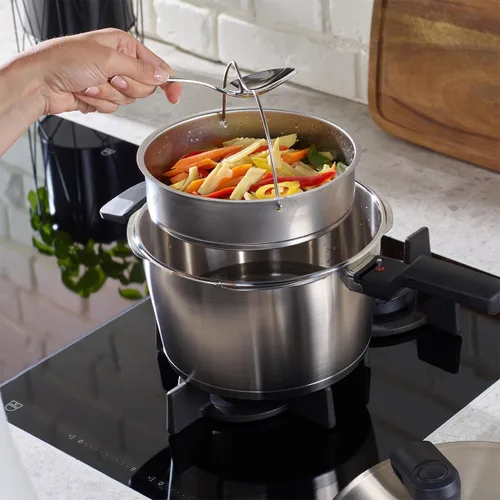 Miniatura 8 de Fissler Vitavit Premium - Olla a presión premium con inserto de vapor, 4.8 cuartos Acero inoxidable
