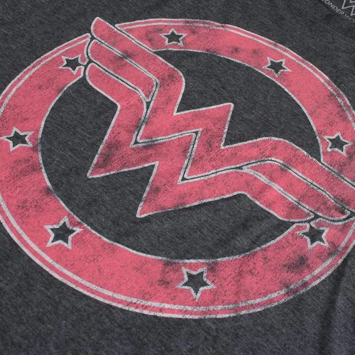 Miniatura 3 de Popfunk Camiseta clásica de manga enrollada con emblema de la Mujer Maravilla de DC Comics