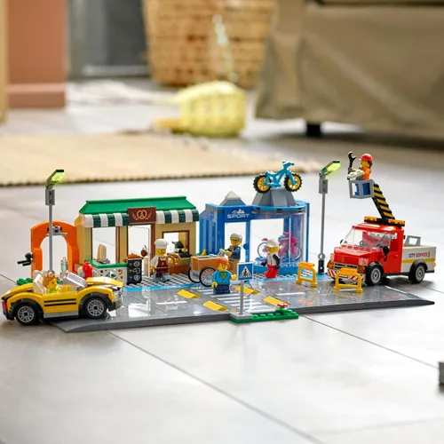 Miniatura 7 de LEGO City Shopping Street 60306 Kit de construcción; juguete de construcción genial para niños, nuevo 2021 (533 piezas)
