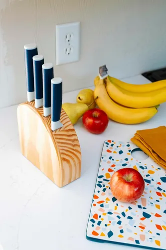 Miniatura 2 de Dura Living Juego de cuchillos de cocina de 5 piezas, cuchillas de acero inoxidable de alto carbono con asas ergonómicas, incluye chef, Santoku