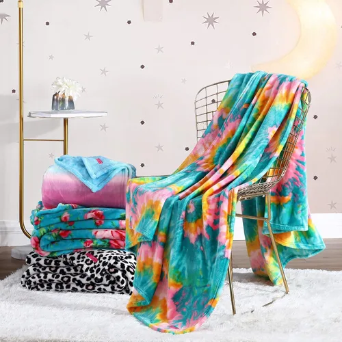 Miniatura 2 de Betsey Johnson - Manta individual, ropa de cama de felpa ultrasuave, manta suave de gran tamaño, artículos esenciales para dormitorio (Bouquet Day)
