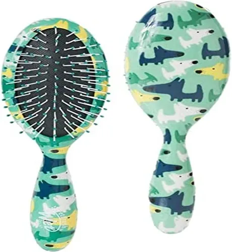 Wet Brush Cepillo desenredante para mascotas para razas pequeñas, diseño de camuflaje de perro, cerdas IntelliFlex que se deslizan a través de los