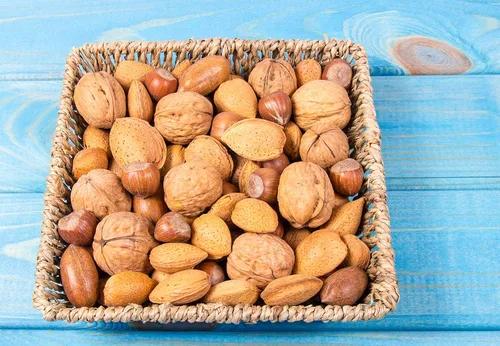 Miniatura 7 de Anna and Sarah Nueces Mixtas Premium en Cáscara, Bolsa de 4 Libras, Nueces Chandler Jumbo de California, Pacanas Extra Grandes de Georgia, Almendras