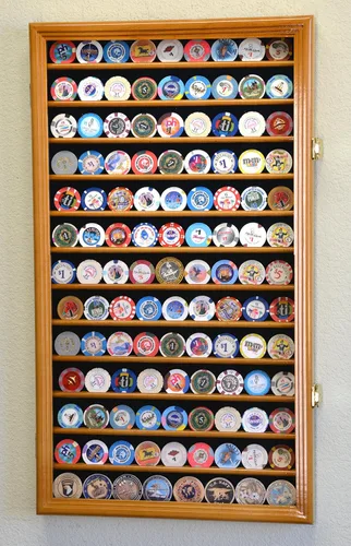 117 L Casino Chip Coin Display Case Cabinet Chips Holder Wall Rack 98% UV Lockable, roble