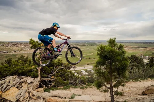 Miniatura 3 de Swiftwick VISION IMPRESSION Crew, National ParksStates Edition, Calcetines para correr, senderismo y ciclismo