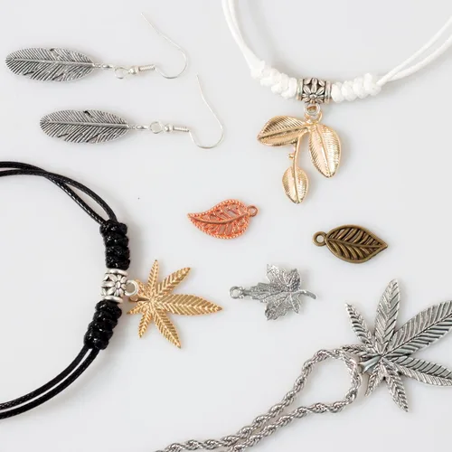 Miniatura 4 de stino - 100 g de dijes colgantes de metal para hacer joyas, lote de dijes bañados en plata y oro para pulseras, collares y manualidades, dijes
