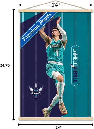 Miniatura 7 de Trends International NBA Charlotte Hornets - Póster de pared LaMelo Ball 23, 22.37 x 34.00 pulgadas, paquete de impresión premium y colgador