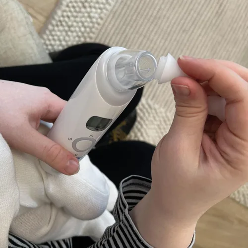 Miniatura 4 de Dr. Talbot's Aspirador nasal eléctrico para bebés, con estuche de viaje higiénico, herramienta de eliminación de cera de oídos y limpiador de nariz
