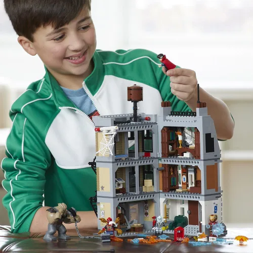 Miniatura 2 de LEGO Marvel Super Heroes Avengers: Infinity War Sanctum Sanctorum Showdown 76108 Kit de construcción (1004 piezas) (descontinuado por el fabricante)
