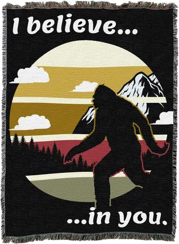Miniatura 4 de Pure Country Weavers Squatch Believes in You Manta – Bigfoot Sasquatch Gift Fantasy Tapestry Cobija tejida de algodón – Fabricado en los Estados