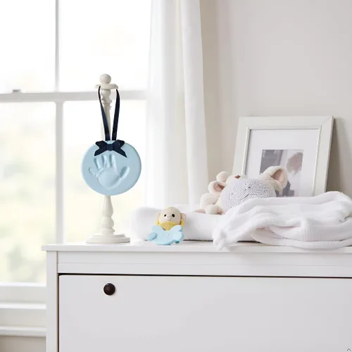 Miniatura 7 de Pearhead Easy DIY Babyprints - Kit de adornos de huellas de bebé con cinta, color azul (paquete de 2)