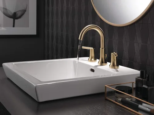Miniatura 2 de Delta Trinsic - Grifo de baño de oro cepillado de 3 agujeros, 8 pulgadas, grifo de lavabo de baño extendido para tocador, conjunto de drenaje