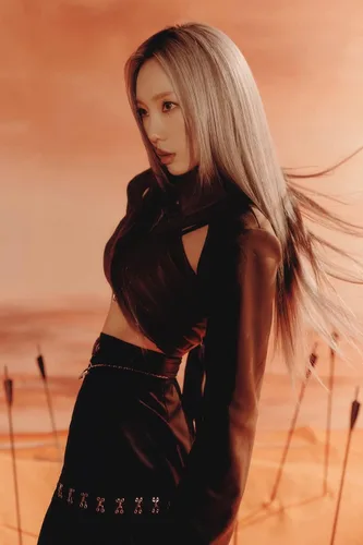 Miniatura 4 de TAEYEON INVU 3er álbum de cinta limitada versión cinta+folleto de 16p+seguimiento Kpop sellado